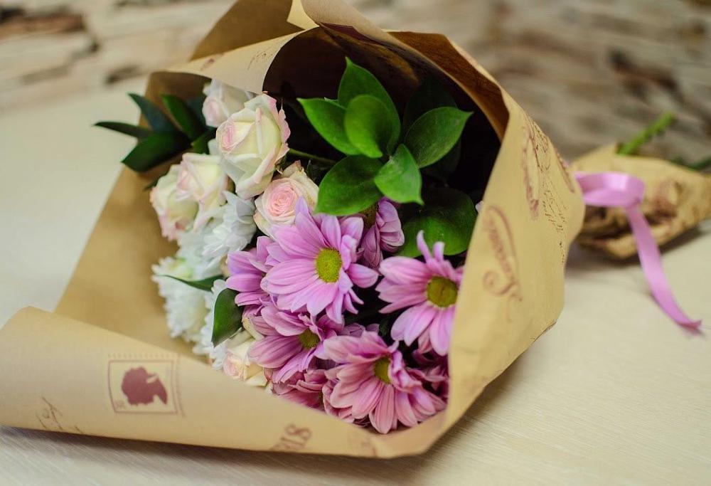 Букет цветов из: Розы и Хризантемы в Отрадное