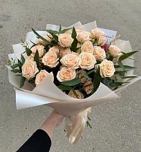 Букет Кремовые розы Латте в Отрадное
