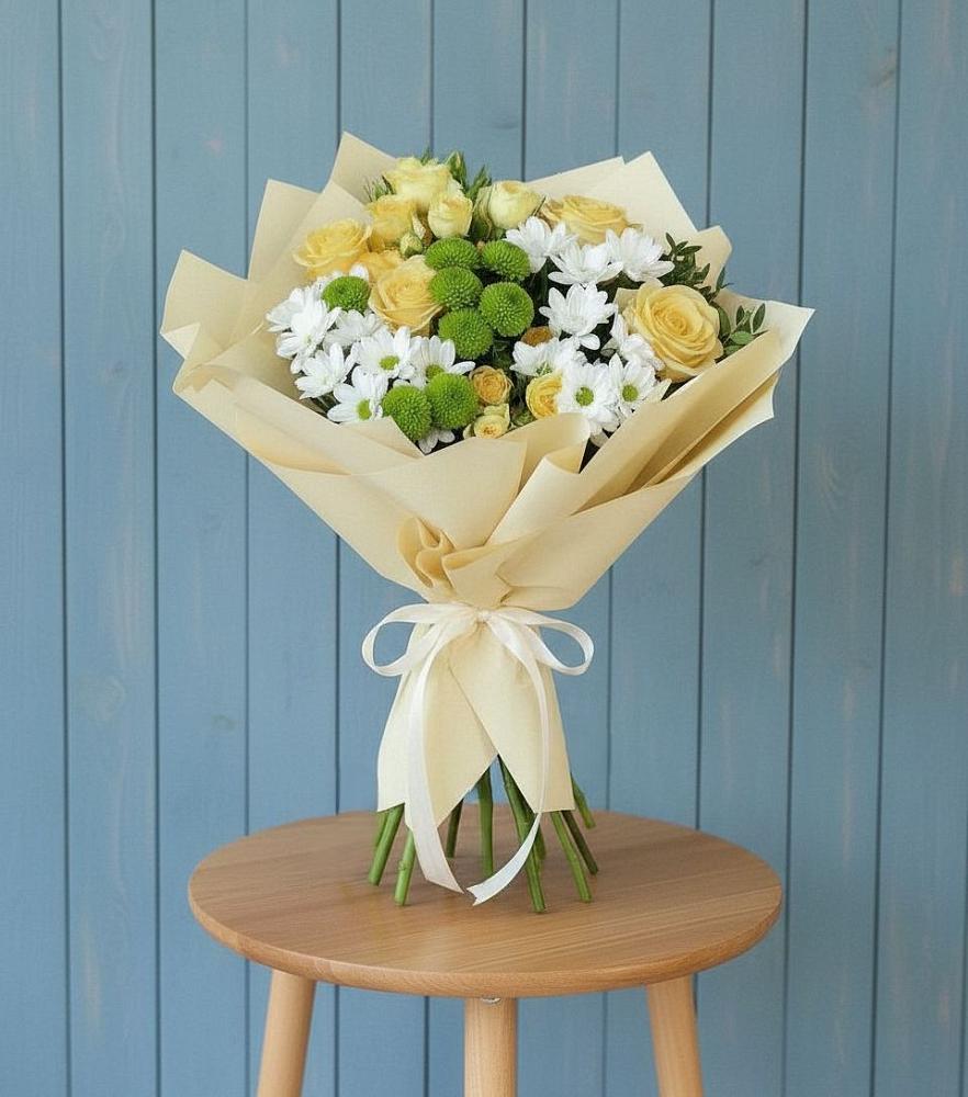 Букет цветов из: Хризантемы и Розы в Отрадное