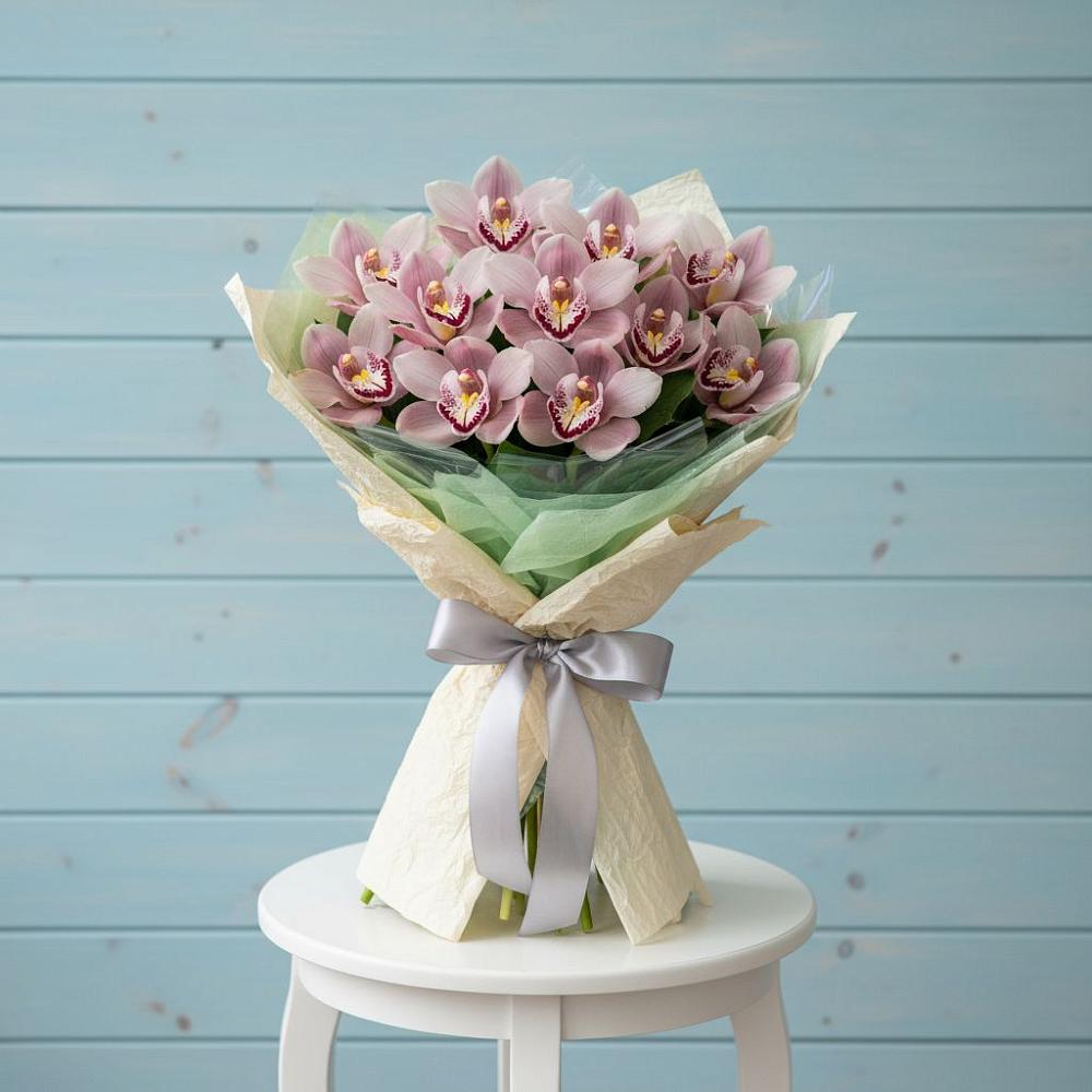 Букет цветов из: Орхидеи и Розы в Отрадное