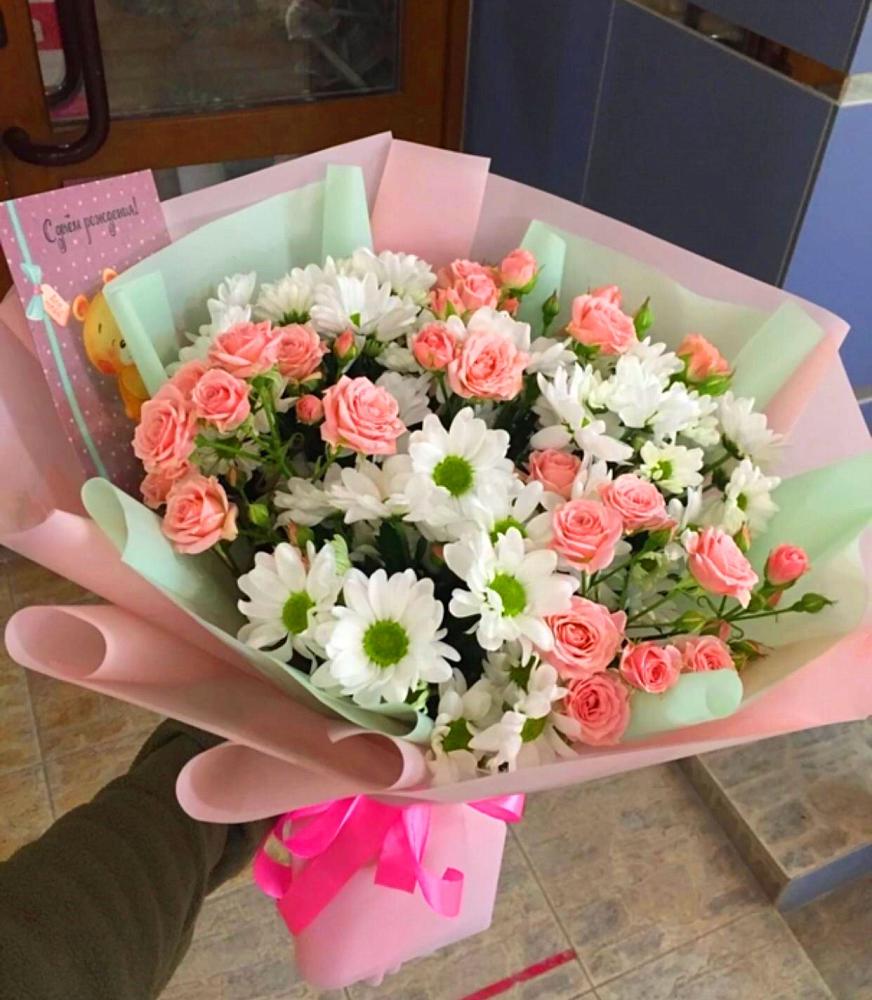 Букет цветов из: Розы и Хризантемы в Отрадное