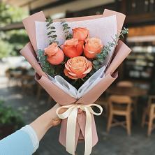 Букет цветов из:  Розы в Отрадное