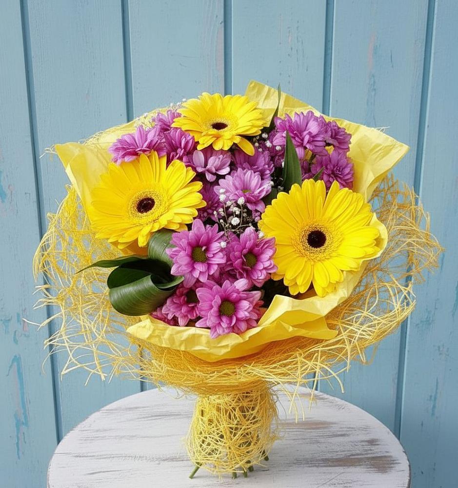 Букет цветов из: Хризантемы и Герберы в Отрадное