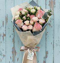 Букет цветов из:  Розы в Отрадное