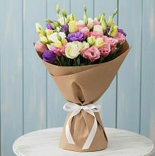 Букет цветов из:  Лизиантусы в Отрадное